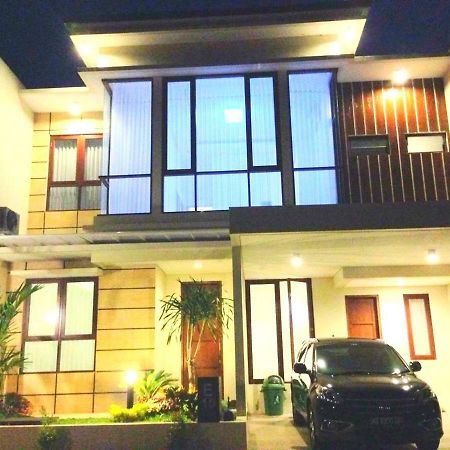 Fams Homestay By Fh Stay Yogyakarta Eksteriør billede